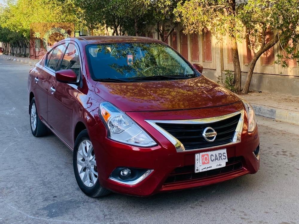 نيسان فيرسا